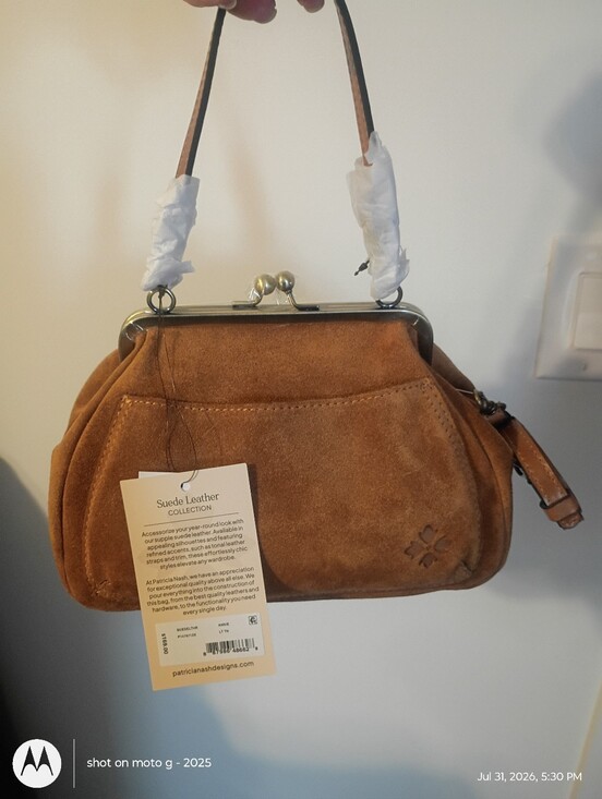 Patricia Nash Handbags - NWT Patricia Nash Suede Annie Kisslock Frame Bag Crossbody Satchel Tan -